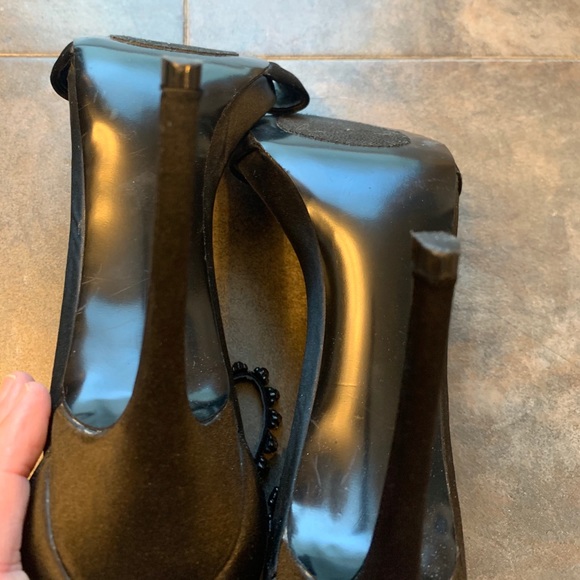 Steve Madden 5” black satin heel w/ beaded ankle - Picture 9 of 10